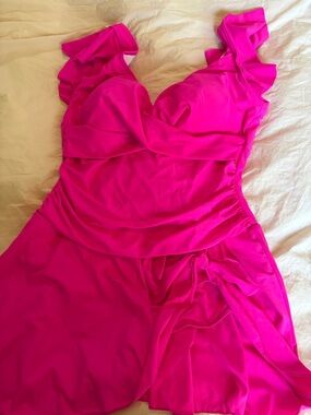 Ruffled One-Piece Swimsuit in Vibrant Pink